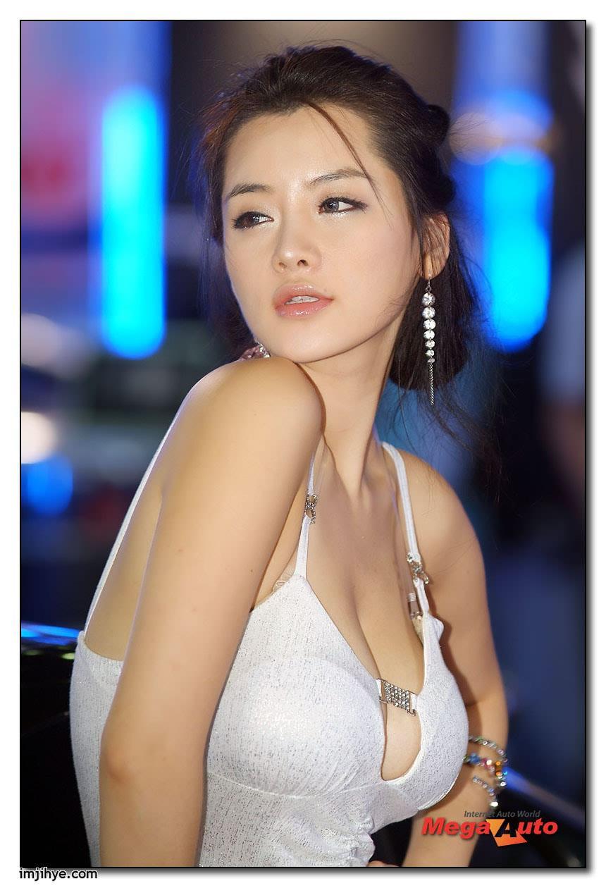 日女人逼逼视频